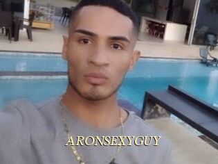 ARONSEXYGUY