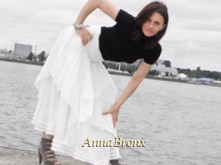 AnnaBronx