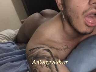 Antonywalkeer Vidéo porno gratuite