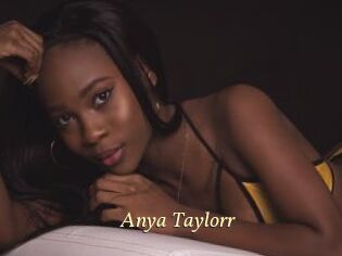 Anya_Taylorr