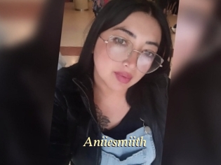 Aniiesmiith