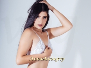Annastaciagrey