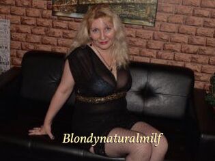 Blondynaturalmilf