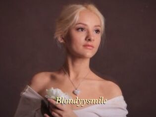 Blondyysmile