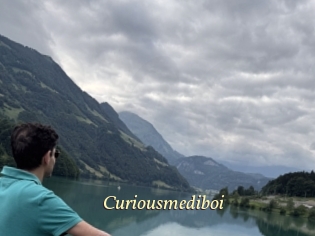 Curiousmediboi