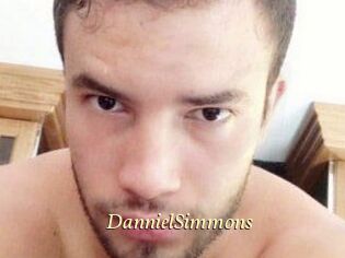 Danniel_Simmons