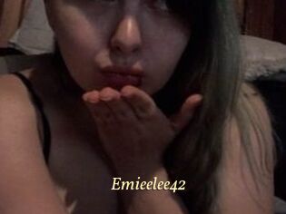 Emieelee42