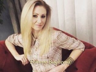 Femme_Bagheera