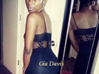 Gia_Davis