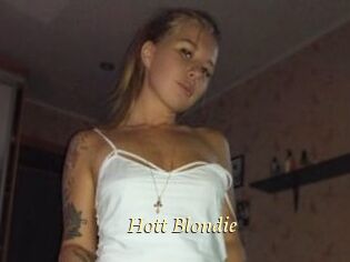 Hott_Blondie