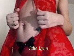 Julia_Lynn
