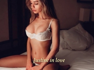 Justine_in_love
