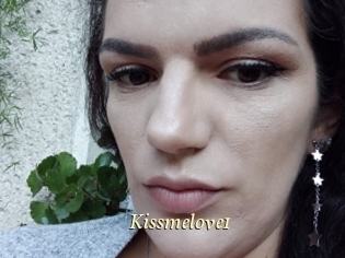 Kissmelove1