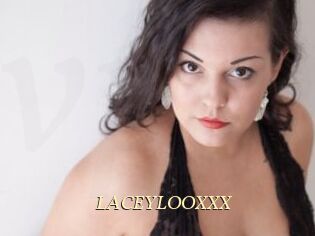 LACEYLOOXXX