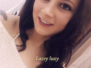 Lacey_luxy