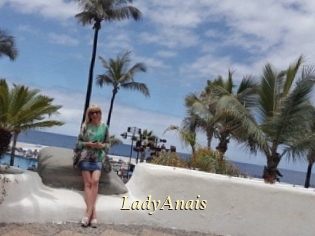 LadyAnais