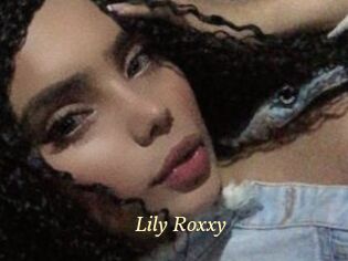 Lily_Roxxy