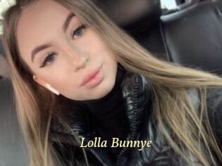 Lolla_Bunnye