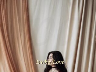 LuckyyLove