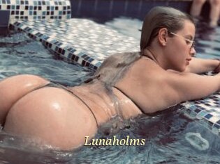 Lunaholms