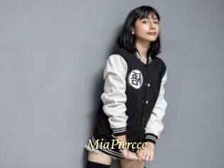 MiaPiercce