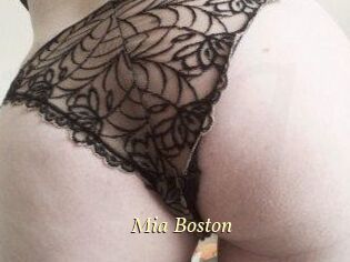 Mia_Boston
