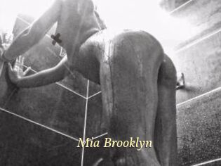 Mia_Brooklyn