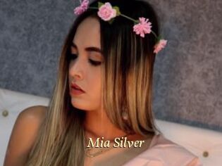 Mia_Silver