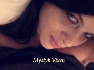 Mystyk_Vixen