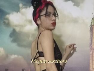 Megan_sexshow