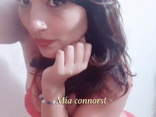 Mia_connorst