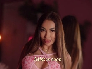 Miss_mooon