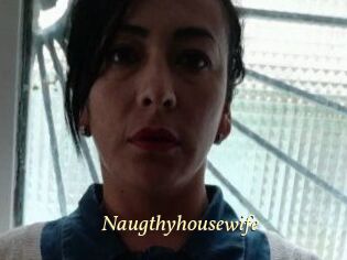 Naugthy_housewife