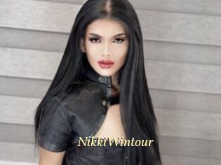 NikkiWintour