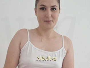 Nikolle32