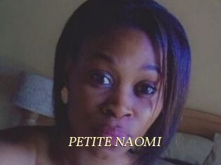 PETITE_NAOMI