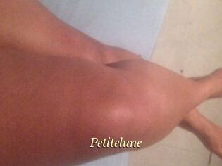 Petitelune Vidéo porno gratuite