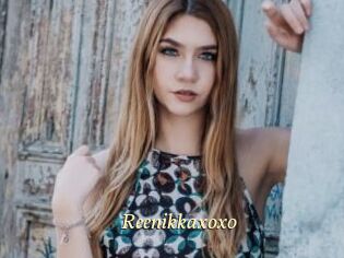Reenikkaxoxo Vidéo porno gratuite