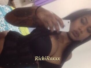 RickiRoxxx