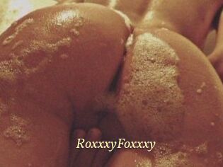 RoxxxyFoxxxy