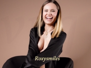 Roxysmiles