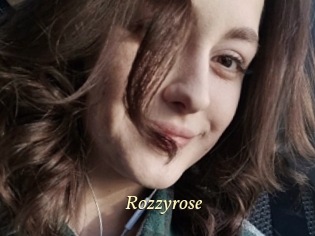 Rozzyrose