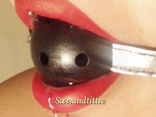 Sassandtitties