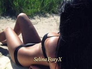 SelinaFoxyX
