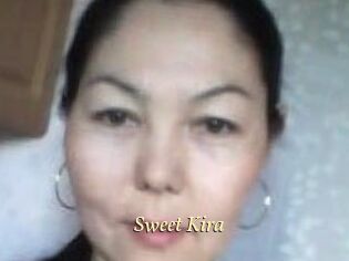 Sweet_Kira_