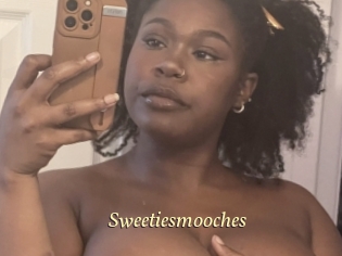 Sweetiesmooches