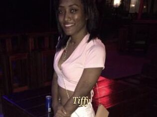 Tiffy Vidéo porno gratuite