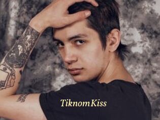 TiknomKiss