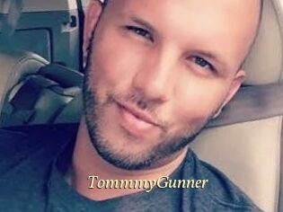 TommmyGunner