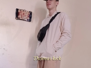 Thomas_kick